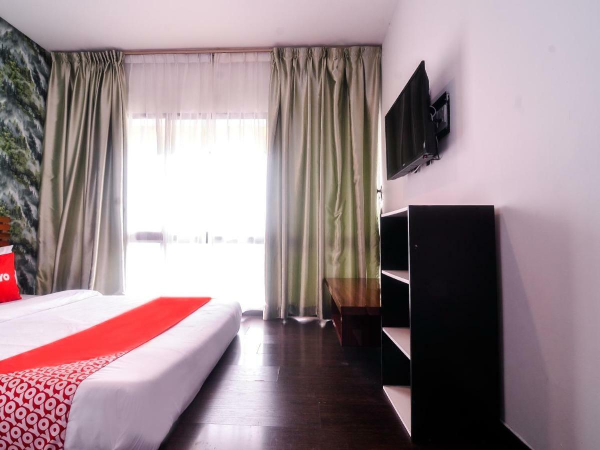 Oyo 1119 Memoire Express Hotel Kuching Exteriér fotografie