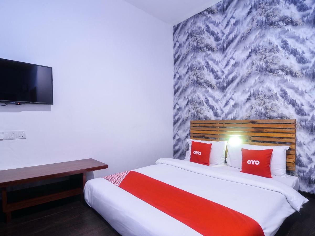 Oyo 1119 Memoire Express Hotel Kuching Exteriér fotografie