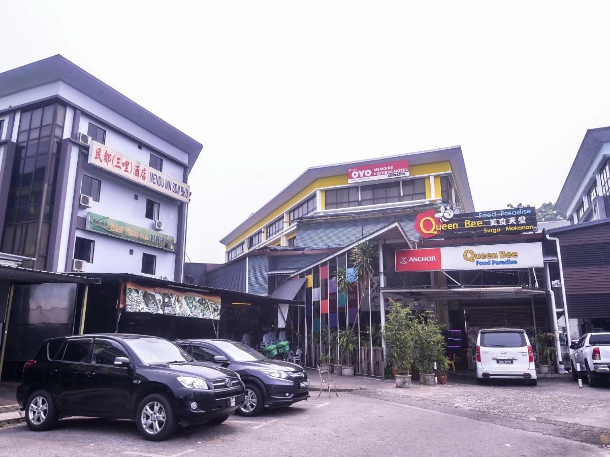 Oyo 1119 Memoire Express Hotel Kuching Exteriér fotografie